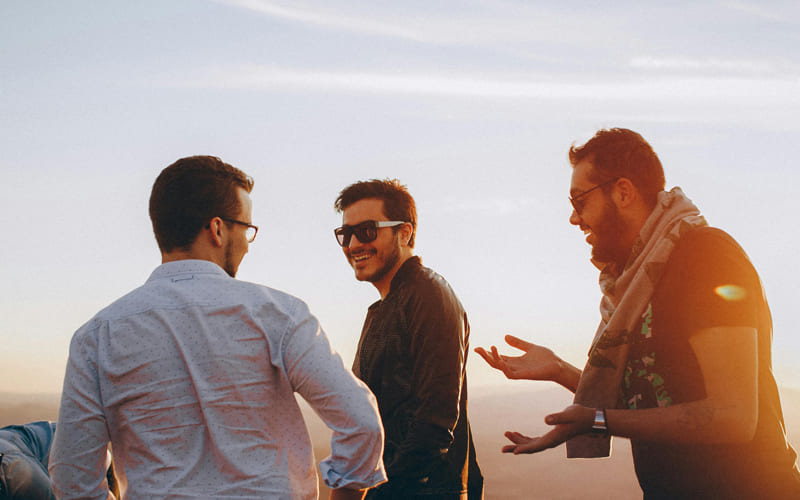 Advantages of Men's Sunglasses
