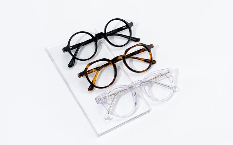 Advantages of Men's Glasses